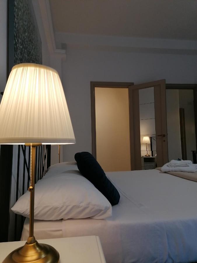 Vatican Walls Apartment โรม ภายนอก รูปภาพ